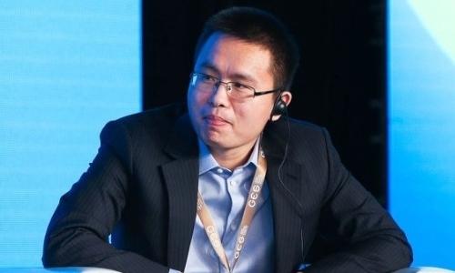 Từ giáo viên dạy Toán thành tỷ phú