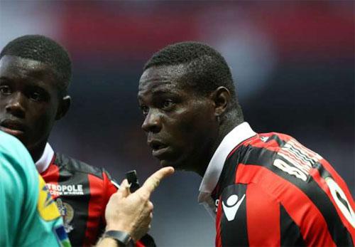 Ban tổ chức Ligue 1 xóa thẻ đỏ cho Balotelli