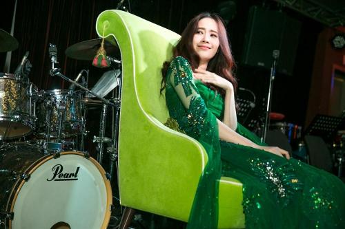 Nam Em muốn được gọi là nữ hoàng 'xanh lá', quyết tâm xa lánh phiền muộn