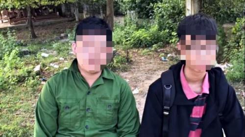 Nam sinh trường ngoại ngữ quay lén nữ sinh đang tắm