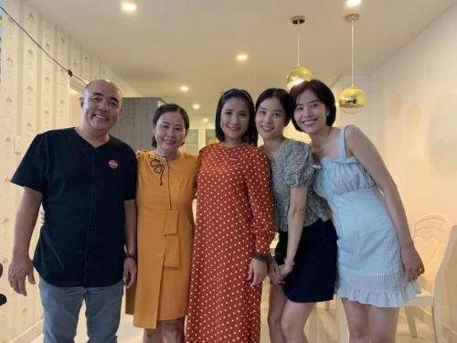 Nam Em tiết lộ từng hủy bỏ đám cưới với thầy giáo năm 18 tuổi