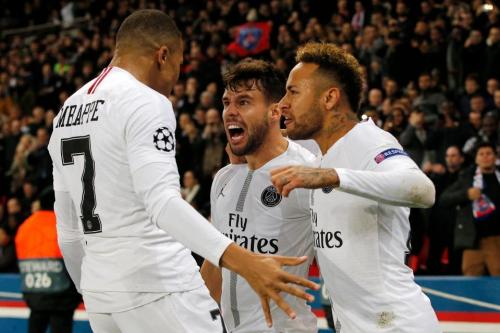 Neymar bừng sáng, PSG hạ đo ván Liverpool