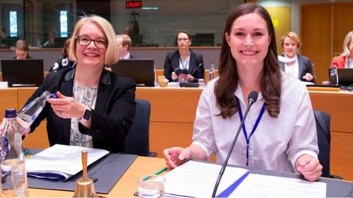 Ngắm vẻ đẹp dịu dàng của nữ thủ tướng trẻ nhất thế giới