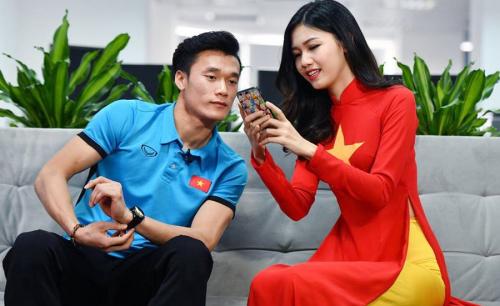 Nhan sắc nổi trội của MC cao 1m81 mới đầu quân cho VTV