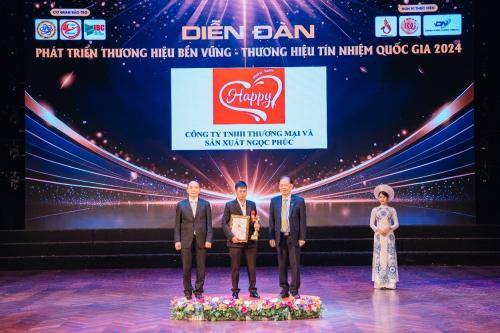 Ngọc Phúc – Vinh dự đón nhận Giải thưởng “Top 10 Thương Hiệu Tín Nhiệm Quốc Gia 2024”