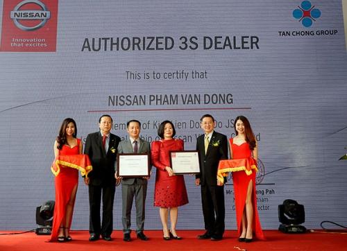 Chính thức khai trương Nissan Phạm Văn Đồng
