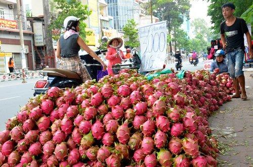 Nỗi đau: Khi hàng Việt 'triệt tiêu' trên kệ hàng siêu thị Việt