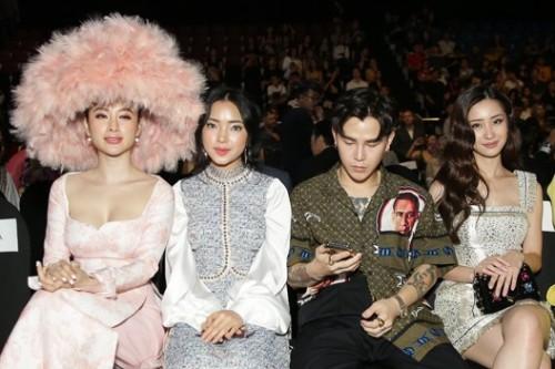 BTC Tuần thời trang: 'Nhiều sao Việt mặc lố, thiếu văn hóa xem show'