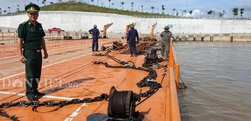 Quảng Ninh: Tìm kiếm nạn nhân vụ lật đò trên sông Ka Long -Nguyễn Quý 