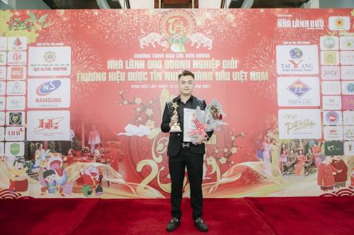 Doanh nhân Quốc Trường vinh dự nhận giải thưởng 