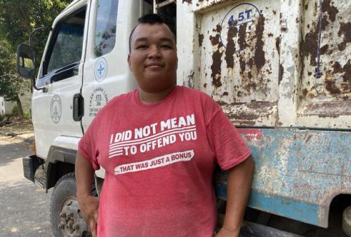 Tặng bạn tờ vé số độc đắc rồi trắng tay lại đi làm thuê cho bạn!