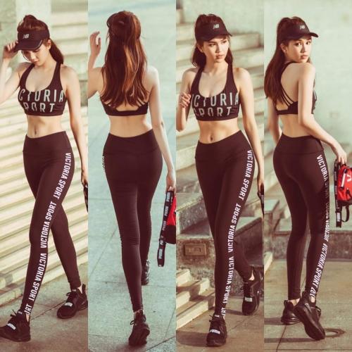 "Chán" mặc bikini nóng bỏng, Ngọc Trinh kín đáo, triết lý thấu hiểu đàn ông - Mi Mi 