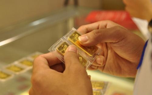 Giá vàng hôm nay 9/1: Vì sao đột ngột “bốc hơi” khiến NĐT lỗ nặng 1,5 triệu đồng -Huyền Anh 