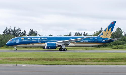 Nhiều chặng bay hết vé sớm dịp lễ 30/4