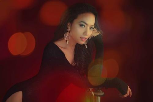 Tinna Tình ra album 'Đừng gọi tôi là gái hư'