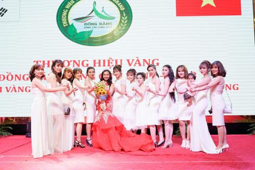 MẸ BỈM SỮA DƯƠNG THỊ TRÚC LINH - MỸ PHẨM THIÊN NHIÊN JENLLY ĐÃ VIẾT NÊN CÂU CHUYỆN THÚ VỊ CỦA ĐỜI TÔI